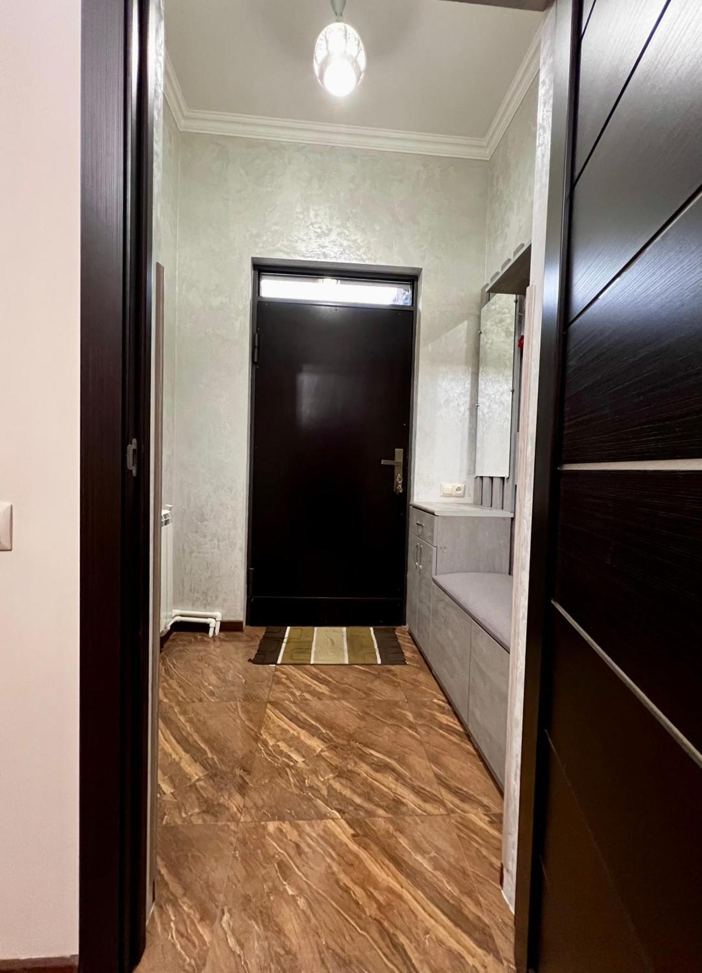 New , Comfortable 3 Bedroom House Jereván Kültér fotó