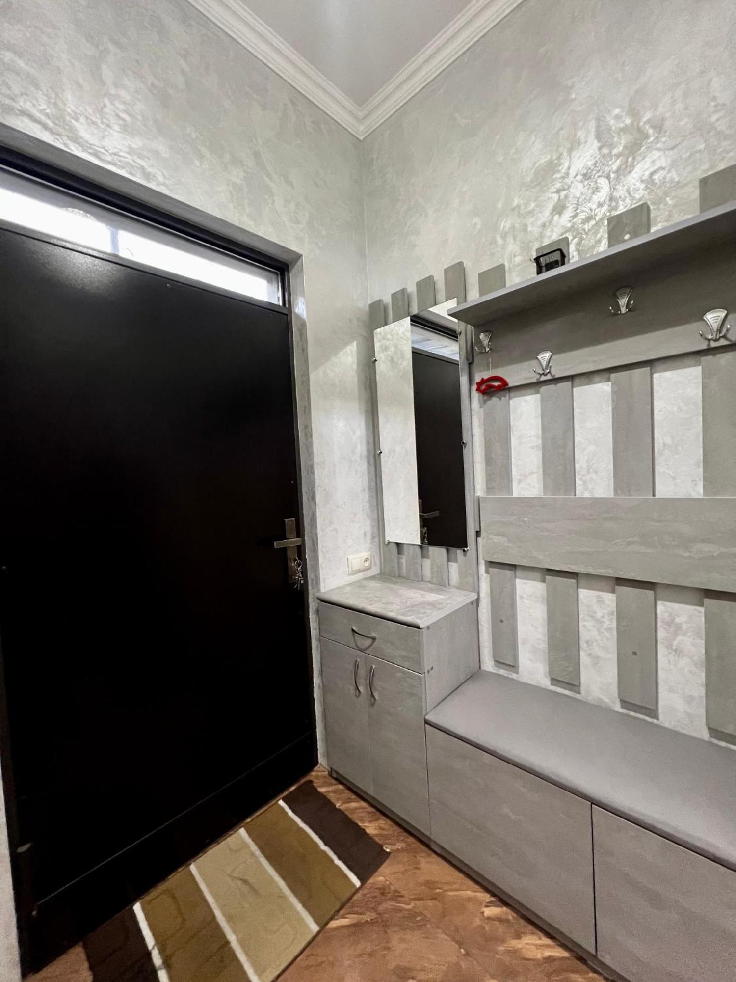 New , Comfortable 3 Bedroom House Jereván Kültér fotó
