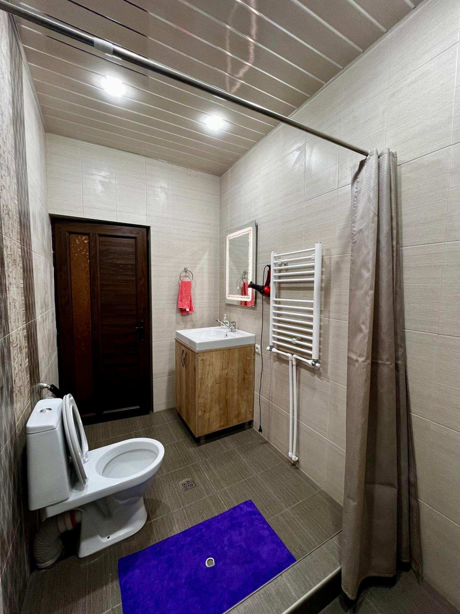 New , Comfortable 3 Bedroom House Jereván Kültér fotó